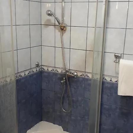 Alojamento de Acomodação e Pequeno-almoço Alem