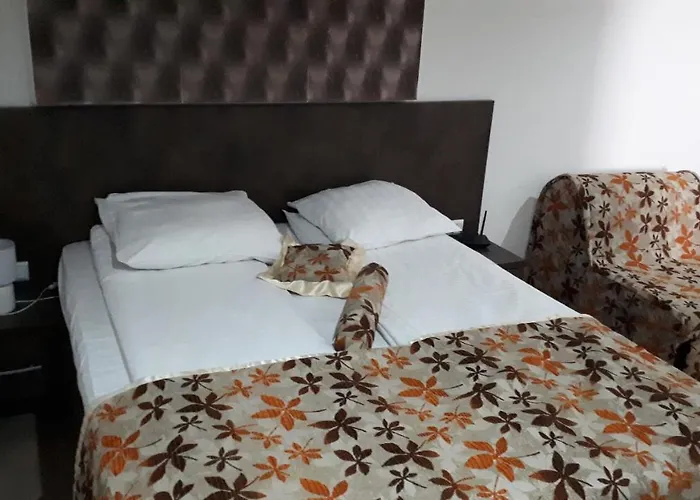 Alem Bed & Breakfast 3*